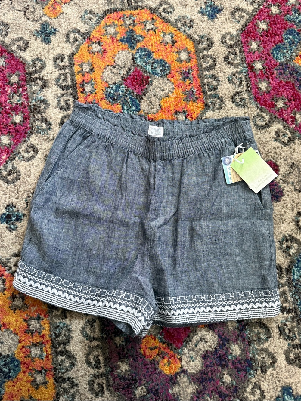 NWT Sigrid Olsen Linen Embroidered Shorts Machine Washable Embellished Medium
